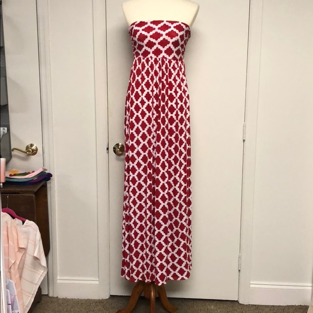 Red & White Strapless Dress